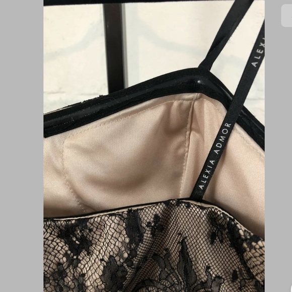 Alexia Admor Lace Overlay Strapless Mini Dress - Picture 4 of 7